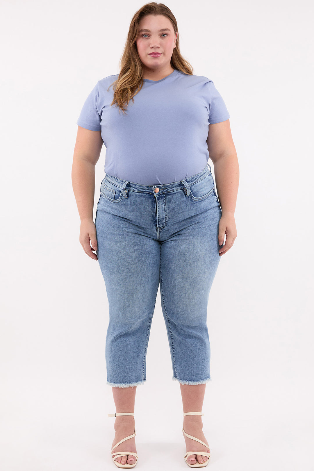 Plus Chloe High Rise Wide Leg Cropped Frayed Jeans-ZP202073